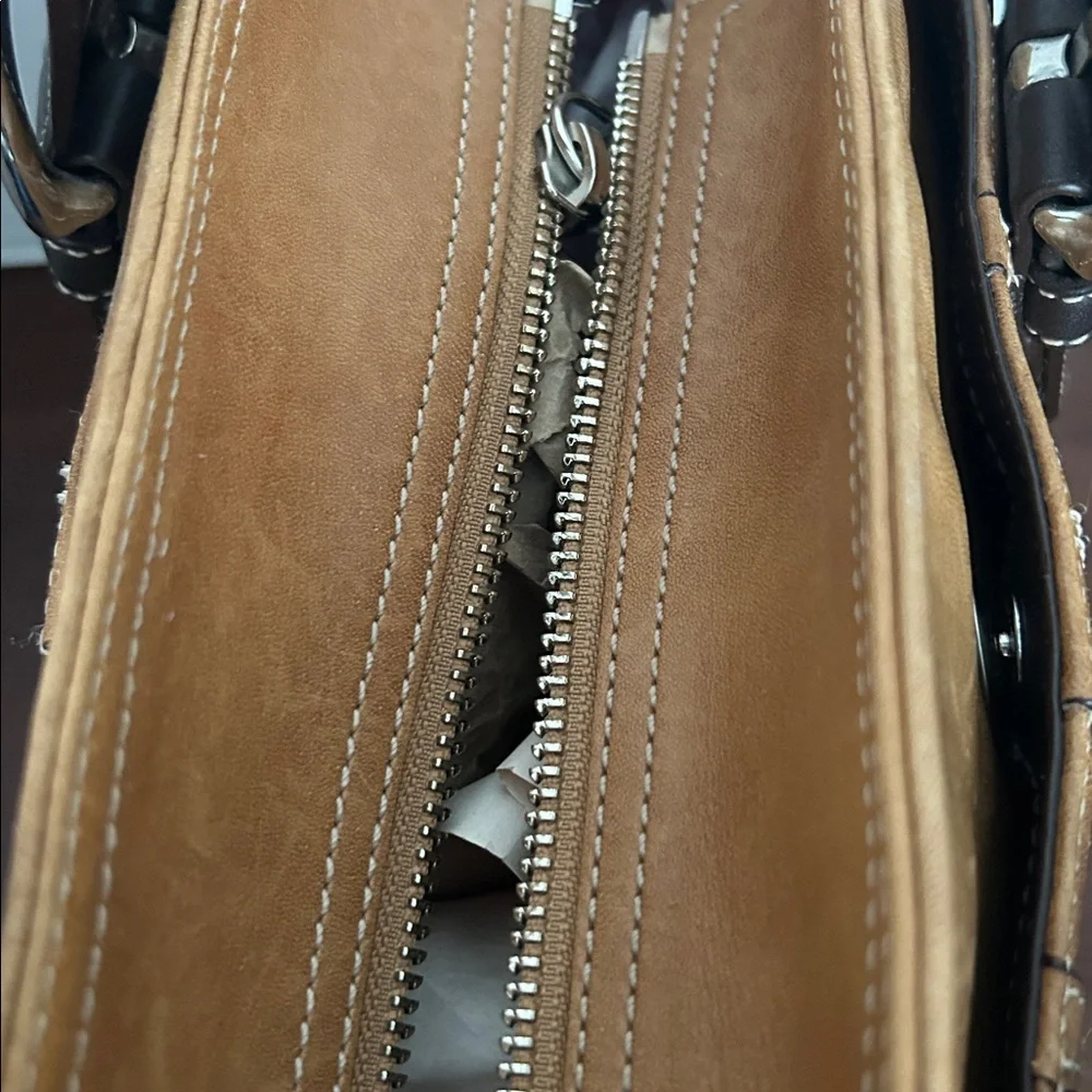 Stylish Tan and dark brown Leather satchel purse Set - Picture 5 of 13